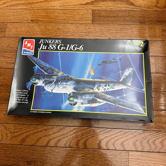 Other - 1/72 JUNKERS Ju88 G-1/G-6 AIRCRAFT PLANE MODEL KIT AMT 8897 ERTL New